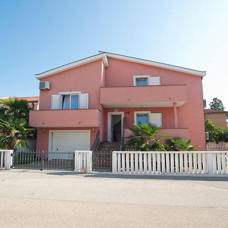 Apartments Maric With Parking Umag Luaran gambar